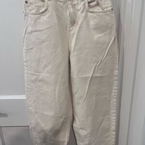 Stradivarius Women's Beige Straight Leg Jeans